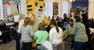 Веселощі, ігри та подарунки: для дітей з інвалідністю провели розважальний захід Веселощі,-ігри-та-подарунки:-для-дітей-з-інвалідністю-провели-розважальний-захід