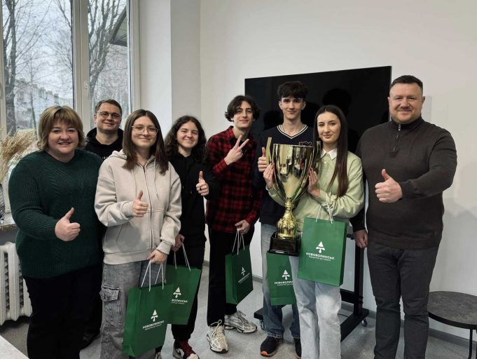 У Нововолинську визначили переможця турніру «Інтелектуальна шкільна ліга» У-Нововолинську-визначили-переможця-турніру-«Інтелектуальна-шкільна-ліга»