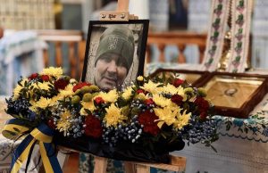 Нововолинська громада попрощалася з Героєм Романом Ковалем Нововолинська-громада-попрощалася-з-Героєм-Романом-Ковалем