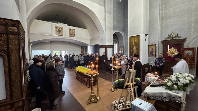 Нововолинськ провів в останню земну дорогу Героя Костянтина Козькіна Нововолинськ-провів-в-останню-земну-дорогу-Героя-Костянтина-Козькіна