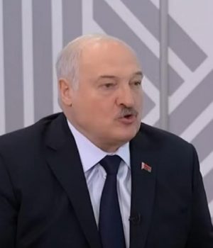 “Це-не-жарт”:-Лукашенко-заявив,-що-завіз-у-Білорусь-“кілька-десятків”-ядерних-боєголовок