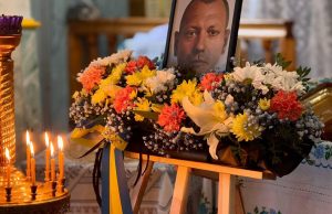 Нововолинська громада назавжди попрощалася із Захисником України Михайлом Фроловим Нововолинська-громада-назавжди-попрощалася-із-Захисником-України-Михайлом-Фроловим