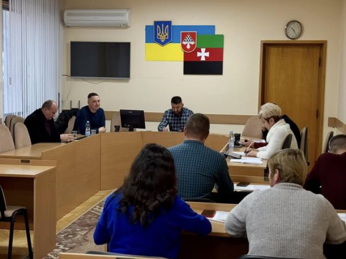 Депутати завершили роботу у постійних комісіях Депутати-завершили-роботу-у-постійних-комісіях
