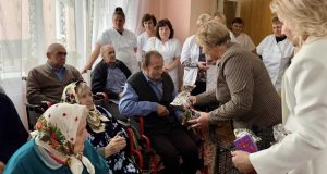Підопічних відділення стаціонарного догляду терцентру привітали з прийдешнім Різдвом Підопічних-відділення-стаціонарного-догляду-терцентру-привітали-з-прийдешнім-Різдвом