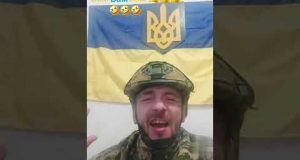 ВІЙСЬКОВІ ЖАРТУЮТЬ(ні) (ВІДЕО) ВІЙСЬКОВІ ЖАРТУЮТЬ(ні) (ВІДЕО)
