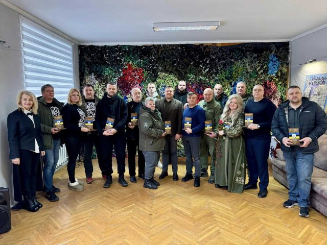 Міський голова Борис Карпус подякував волонтерам за їхню роботу Міський-голова-Борис-Карпус-подякував-волонтерам-за-їхню-роботу