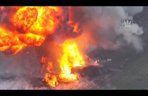 Нона детонюрен, танки-шманки, бехи, повні бк, будні Донбасу.Очі та Жало- хробачий жах. (ВІДЕО) Нона детонюрен, танки-шманки, бехи, повні бк, будні Донбасу.Очі та Жало- хробачий жах. (ВІДЕО)