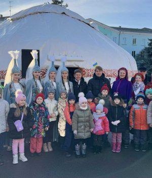 У-Нововолинську-відкрили-«Юрту-незламності»-–-символ-єднання-України-та-Казахстану