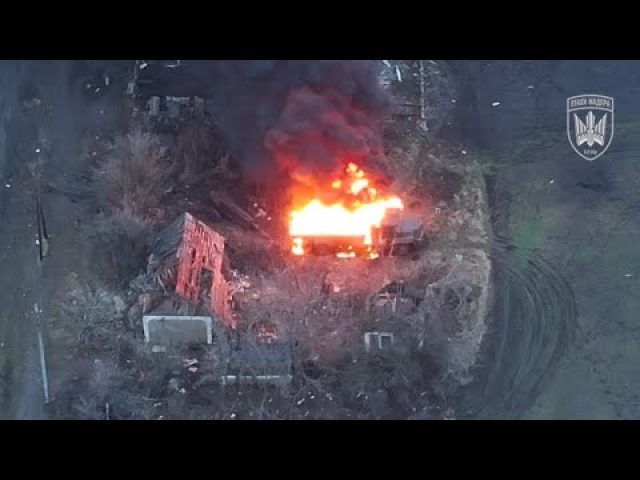 Сопілкарь-піхвознавець,- нова розробка Цукрарні ПМ, «з любовʼю» для хробачих стволів. (ВІДЕО) Сопілкарь-піхвознавець,- нова розробка Цукрарні ПМ, «з любовʼю» для хробачих стволів. (ВІДЕО)