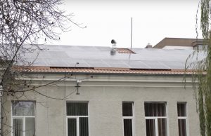У Нововолинську на даху пологового відділення лікарні встановили сонячну станцію У-Нововолинську-на-даху-пологового-відділення-лікарні-встановили-сонячну-станцію
