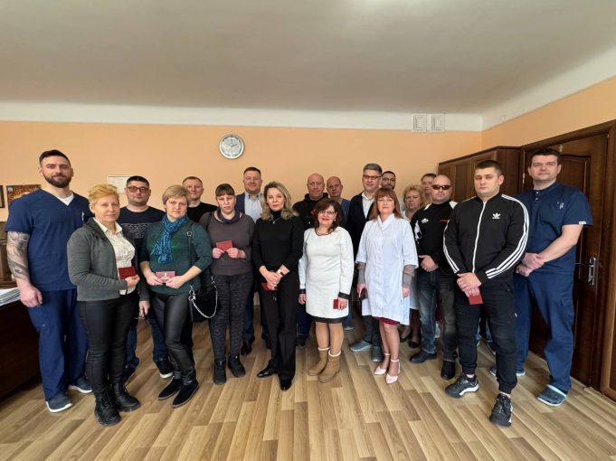 13 нововолинців отримали звання Почесного донора України 13-нововолинців-отримали-звання-Почесного-донора-України