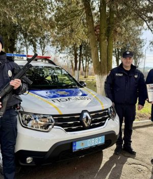 Нововолинська-громада-отримала-службовий-автомобіль-для-поліцейського-офіцера-громади Нововолинська-громада-отримала-службовий-автомобіль-для-поліцейського-офіцера-громади