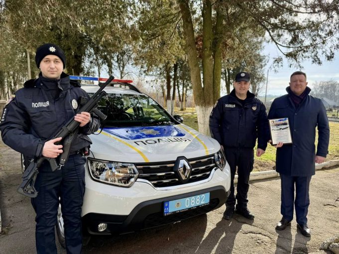 Нововолинська громада отримала службовий автомобіль для поліцейського офіцера громади Нововолинська-громада-отримала-службовий-автомобіль-для-поліцейського-офіцера-громади