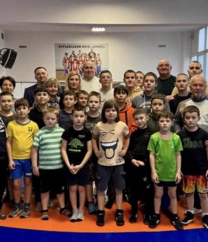 Тренера-ДЮСШ-привітали-з-ювілеєм Тренера-ДЮСШ-привітали-з-ювілеєм