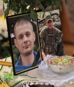 Нововолинська-громада-попрощалася-із-Захисником-України Нововолинська-громада-попрощалася-із-Захисником-України