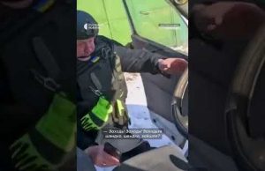 Кадри обстрілу під час евакуації поранених (ВІДЕО) Кадри обстрілу під час евакуації поранених (ВІДЕО)