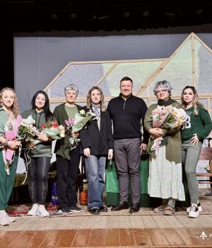 Премʼєра-вистави-«Молочайник»-у-Нововолинську:-коли-театр-говорить-голосом-правди