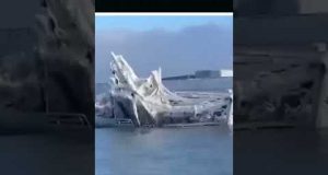 Затонуло НАУКОВО ДОСЛІДНЕ СУДНО рф (ВІДЕО) Затонуло НАУКОВО ДОСЛІДНЕ СУДНО рф (ВІДЕО)