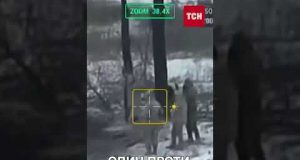 УКРАЇНСЬКИЙ ВІЙСЬКОВИЙ самотужки взяв 6 бранців ЗА РАЗ! (ВІДЕО) УКРАЇНСЬКИЙ ВІЙСЬКОВИЙ самотужки взяв 6 бранців ЗА РАЗ! (ВІДЕО)