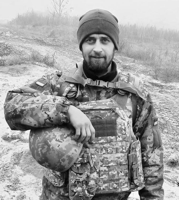 Внаслідок захворювання зупинилося серце нашого Захисника Віталія Кириченка