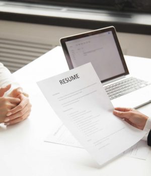 Вакансії-у-Нововолинській-громаді:-інформує-Центр-зайнятості