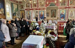 Нововолинська громада попрощалася із Захисником України Володимиром Киричуком Нововолинська-громада-попрощалася-із-Захисником-України-Володимиром-Киричуком