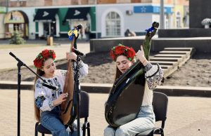 Шевченко об’єднує серця: у Нововолинську вшанували Великого Кобзаря Шевченко-об’єднує-серця:-у-Нововолинську-вшанували-Великого-Кобзаря