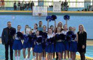 Черлідерки Нововолинського ліцею №5 – чемпіонки районного етапу «Пліч-о-пліч» Черлідерки-Нововолинського-ліцею-№5-–-чемпіонки-районного-етапу-«Пліч-о-пліч»