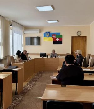 Депутати-готуються-до-позачергової-43-ї-сесії-Нововолинської-міської-ради