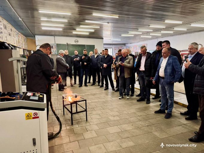 Для майбутніх автослюсарів та зварювальників відкрили оновлений навчально-практичний центр Для-майбутніх-автослюсарів-та-зварювальників-відкрили-оновлений-навчально-практичний-центр