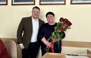 45 років наполегливої праці: міський голова привітав керівницю фінансового управління 45-років-наполегливої-праці:-міський-голова-привітав-керівницю-фінансового-управління