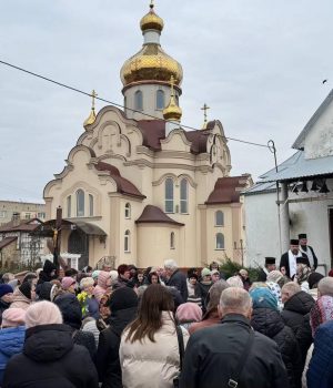 Нововолинська-громада-попрощалася-із-Захисником-Олександром-Дудіком Нововолинська-громада-попрощалася-із-Захисником-Олександром-Дудіком