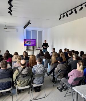 Викладачі-ЛНТУ-в-Нововолинську-провели-лекцію-про-штучний-інтелект