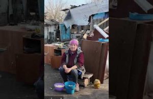 Із самольота б0мбл@ть — курянка про обстріли рф (ВІДЕО) Із самольота б0мбл@ть — курянка про обстріли рф (ВІДЕО)