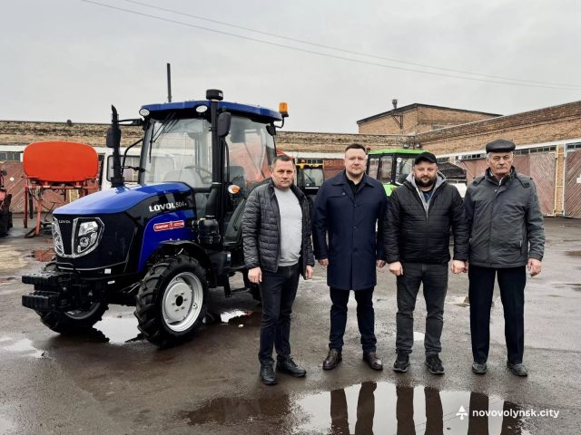 Для потреб ВУКГ придбано новий трактор Для-потреб-ВУКГ-придбано-новий-трактор