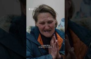 Жінку, яка не хотіла кидати птицю на прикордонні, запросили до Німеччини (ВІДЕО) Жінку, яка не хотіла кидати птицю на прикордонні, запросили до Німеччини (ВІДЕО)