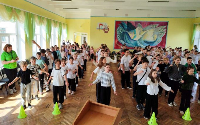 У Нововолинському ліцеї №8 провели заходи до Всесвітнього дня здоров’я У-Нововолинському-ліцеї-№8-провели-заходи-до-Всесвітнього-дня-здоров’я