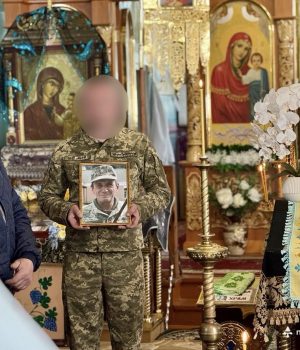 Нововолинська-громада-назавжди-попрощалася-з-Захисником-України