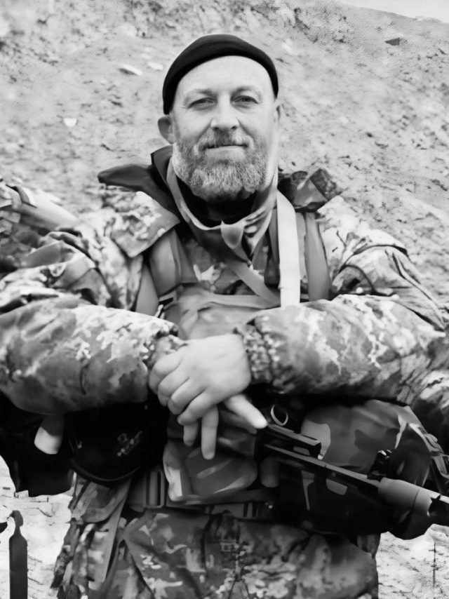 18 квітня на Донеччині загинув Сергій Жиляков, 1972 року народження. Житель Нововолинська.