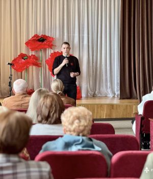 «Не-згасне-пам’ять-у-серцях»:-у-Нововолинську-вшанували-загиблих-у-Другій-світовій-війні