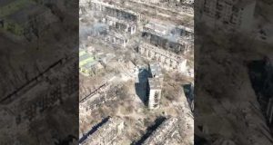 «Хтось може написати книгу, врахувавши досвід Маріуполя, але це буде книга з виживання» (ВІДЕО) «Хтось може написати книгу, врахувавши досвід Маріуполя, але це буде книга з виживання» (ВІДЕО)