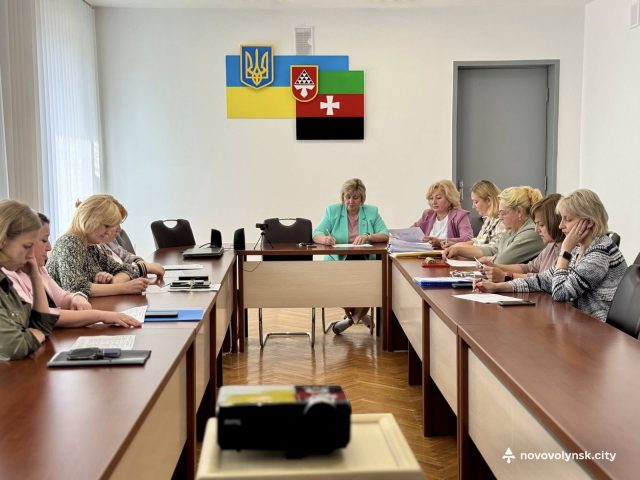 Комісія з соціальних питань розглянула понад 70 заяв від мешканців громади Комісія-з-соціальних-питань-розглянула-понад-70-заяв-від-мешканців-громади