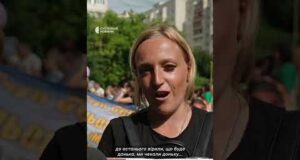 Мріє зустріти чоловіка з полону і сказати, що в нього народився син (ВІДЕО) Мріє зустріти чоловіка з полону і сказати, що в нього народився син (ВІДЕО)
