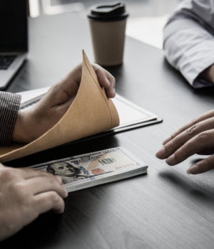 Як-діяти,-якщо-вимагають-гроші-за-сесію Як-діяти,-якщо-вимагають-гроші-за-сесію