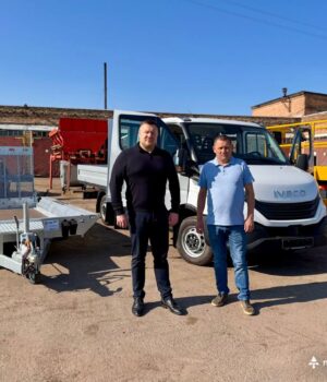 Автопарк-Нововолинського-ВУКГ-поповнився-новою-технікою-з-Німеччини Автопарк-Нововолинського-ВУКГ-поповнився-новою-технікою-з-Німеччини