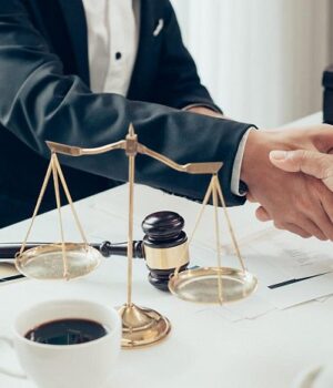 Нововолинська-міська-рада-запрошує-до-команди-головного-спеціаліста-з-правових-питань