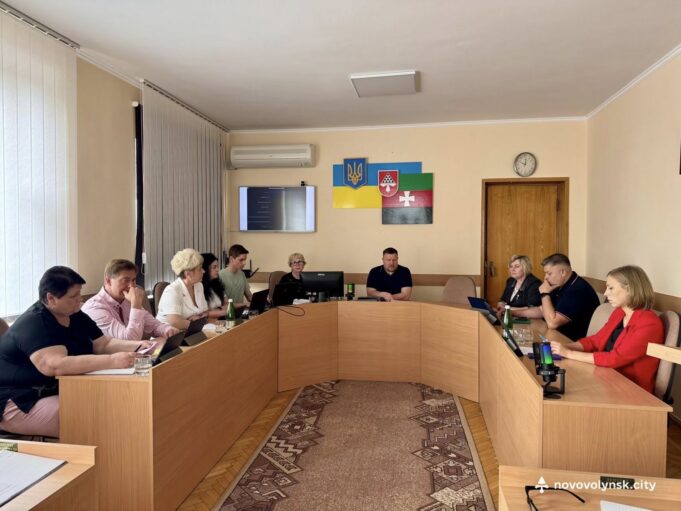 На засіданні виконавчого комітету Нововолинської міської ради ухвалили понад 40 рішень На-засіданні-виконавчого-комітету-Нововолинської-міської-ради-ухвалили-понад-40-рішень