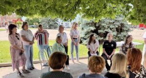 Впровадження програми «Ти як?» у Нововолинську: на майдані Незалежності провели тематичний захід Впровадження-програми-«Ти-як?»-у-Нововолинську:-на-майдані-Незалежності-провели-тематичний-захід