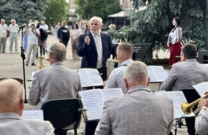 У Нововолинську провели вечір музики просто неба У-Нововолинську-провели-вечір-музики-просто-неба