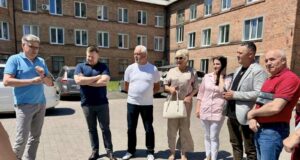 Візит у міську лікарню: Нововолинські депутати ознайомились з оновленнями Візит-у-міську-лікарню:-Нововолинські-депутати-ознайомились-з-оновленнями